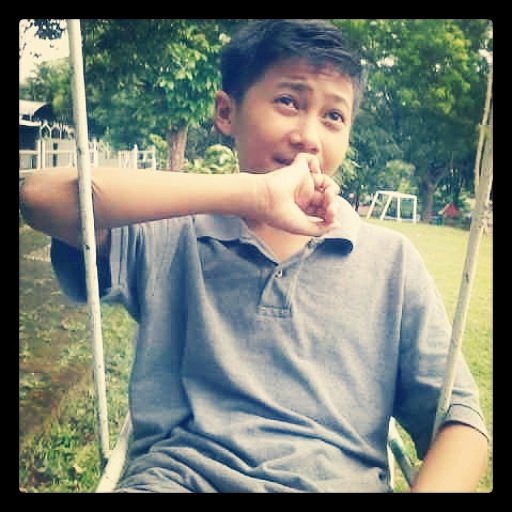 Nur Vatoni{} banner