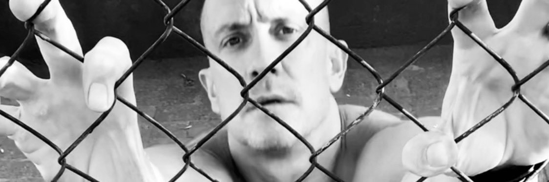 Manuel Suárez banner