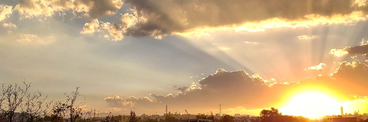 maismuri's profile banner image