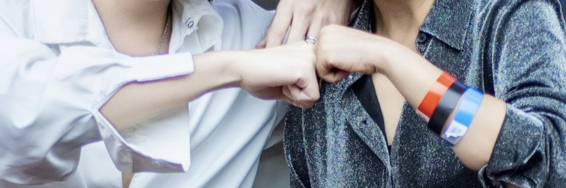 TAnne - YOLO for 💙Build and Bible🖤 Fan Account~ banner