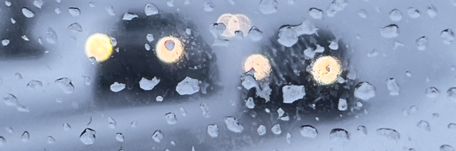 Seeingstraight's profile banner image