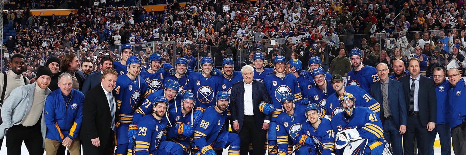 eaebs's profile banner image