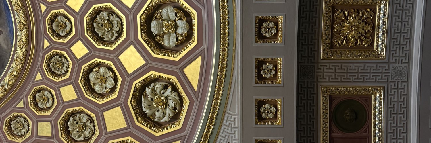 chloeengar's profile banner image
