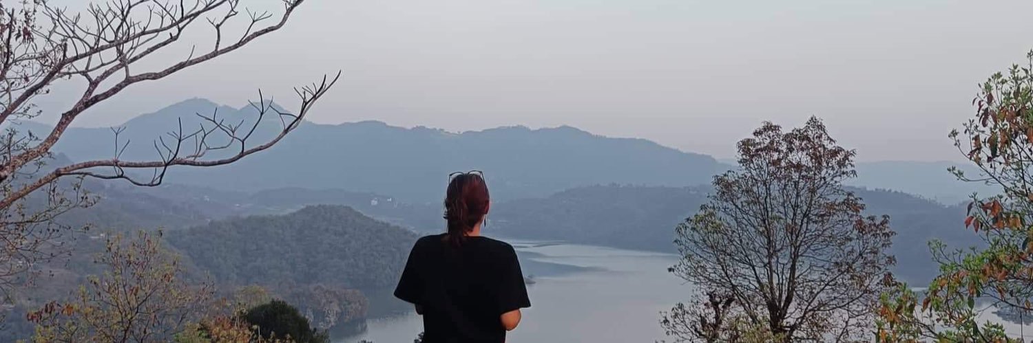 nikiisbored's profile banner image