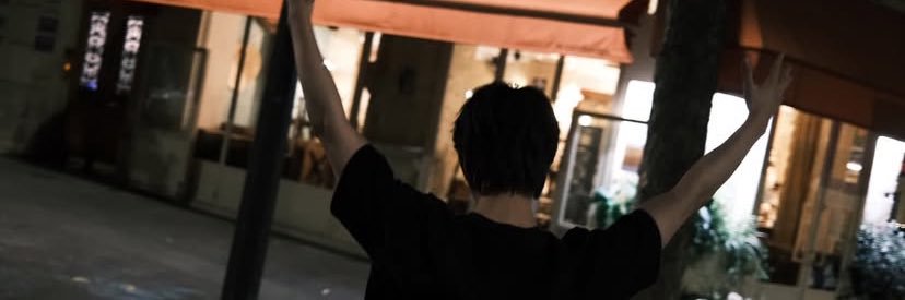 ✢ banner