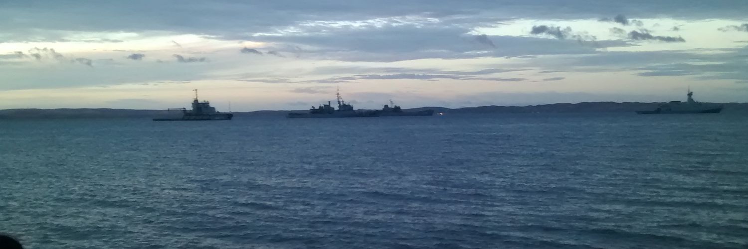 yihimi's profile banner image