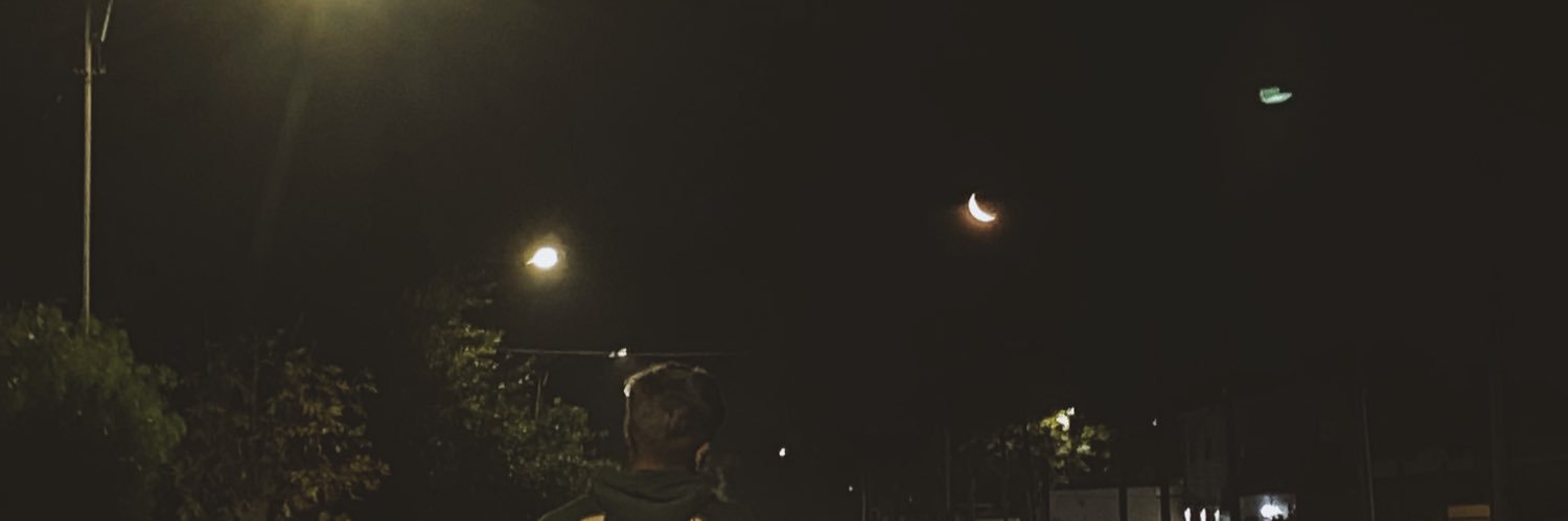 ɘɿoM banner