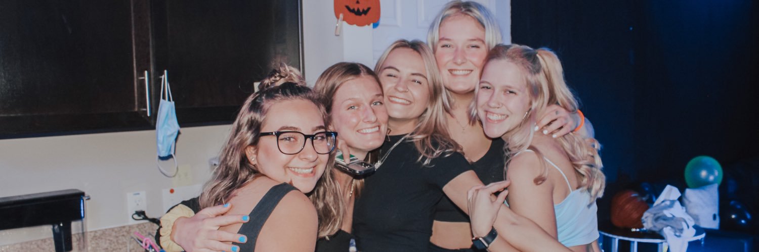 ElenaMantis's profile banner image