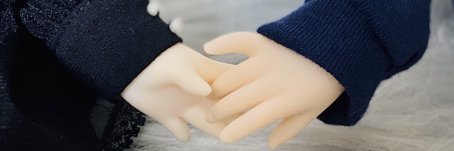 にう's banner