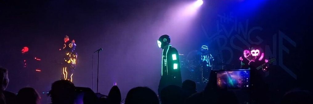 WorthBluee's profile banner image