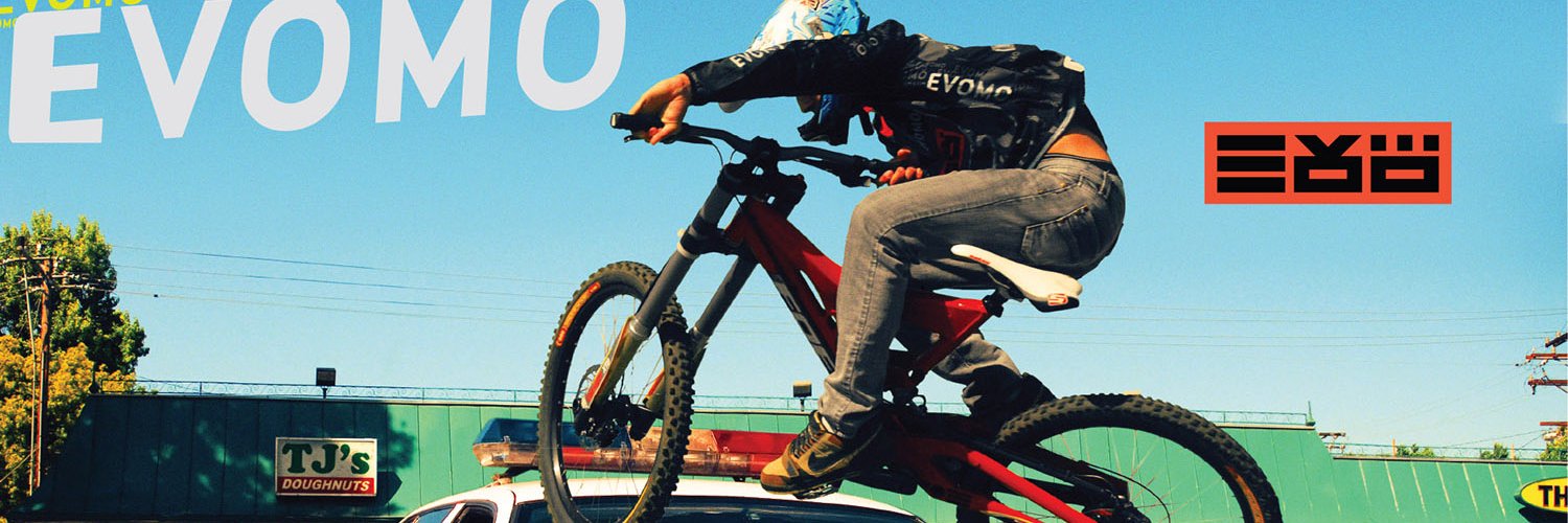 evomo's profile banner image