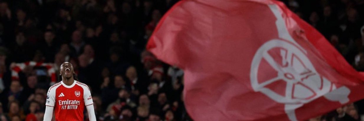 G banner
