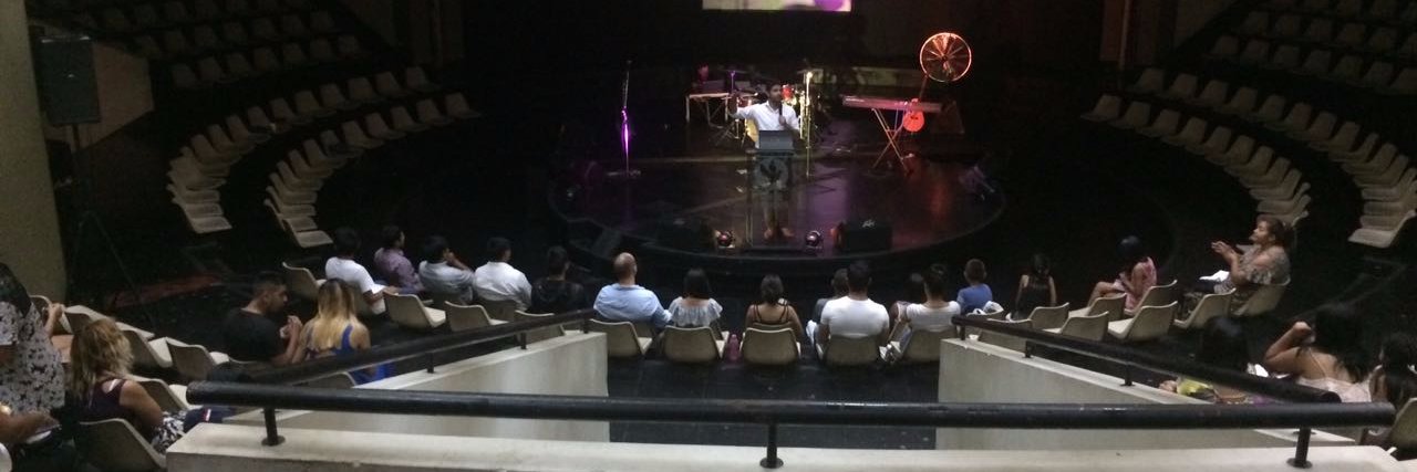 Gustavo Botero banner