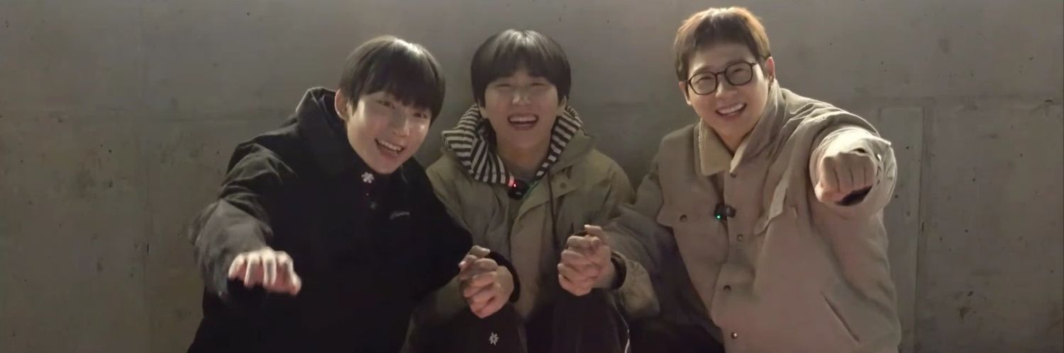 Charlice(֊⎚-⎚) banner