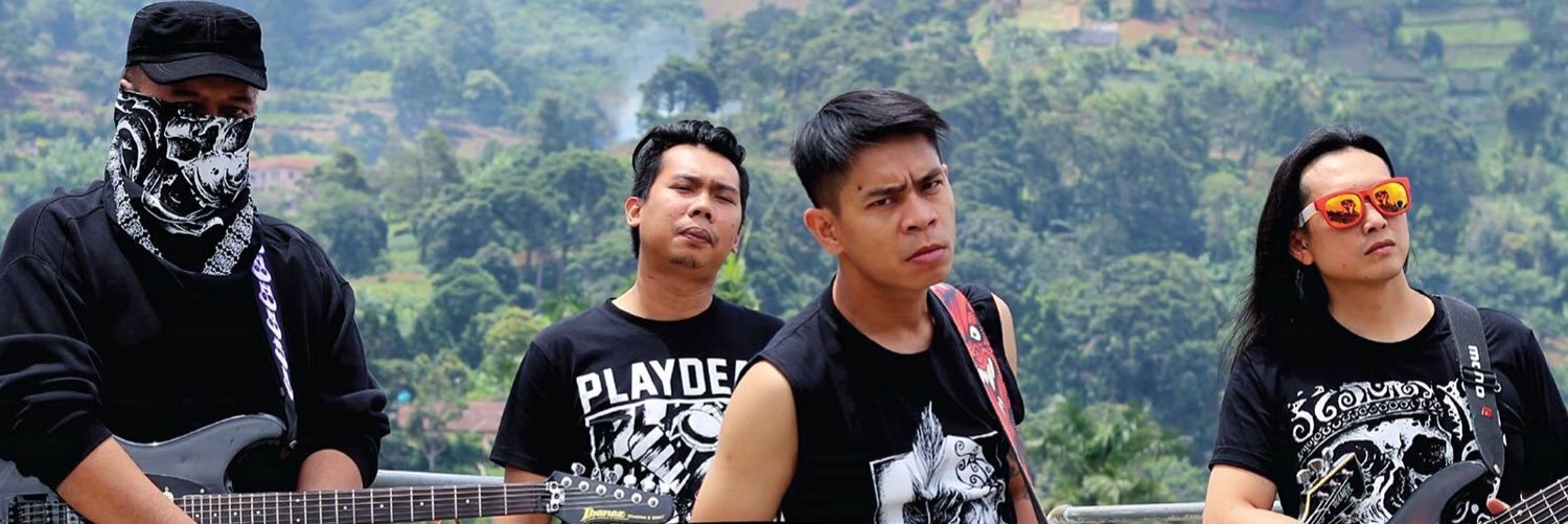 muzzyband's profile banner image
