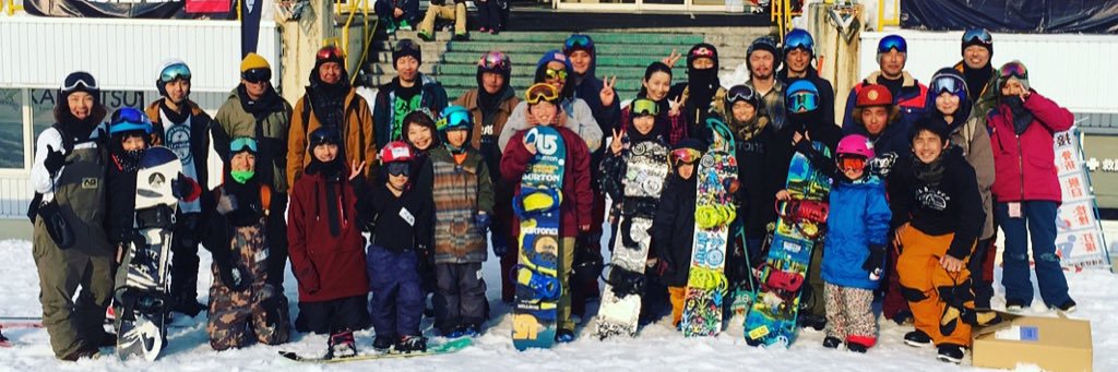 r_e_crew's profile banner image