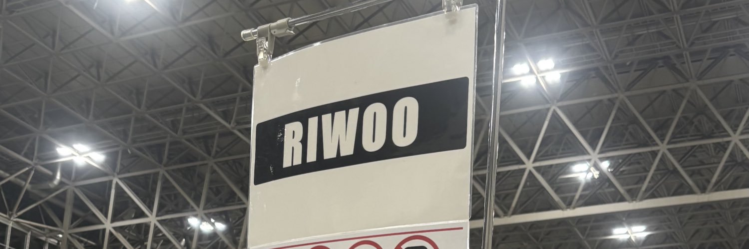 r1_w22's profile banner image