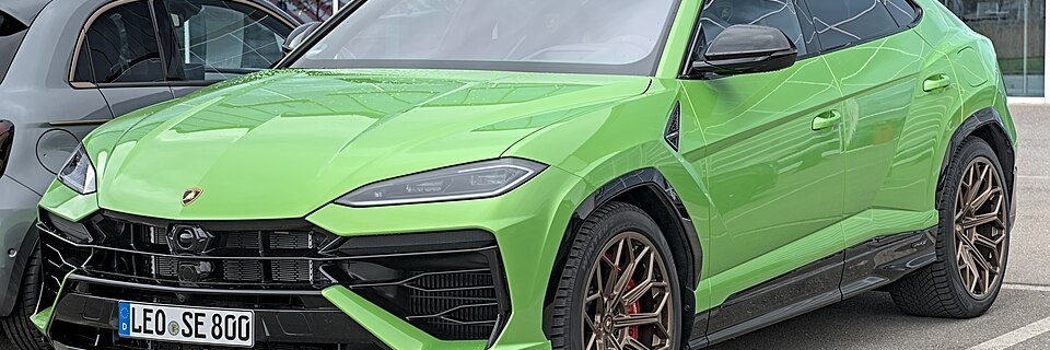 AH0692's profile banner image