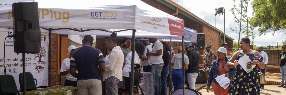 @FamilyTreeHoldings banner