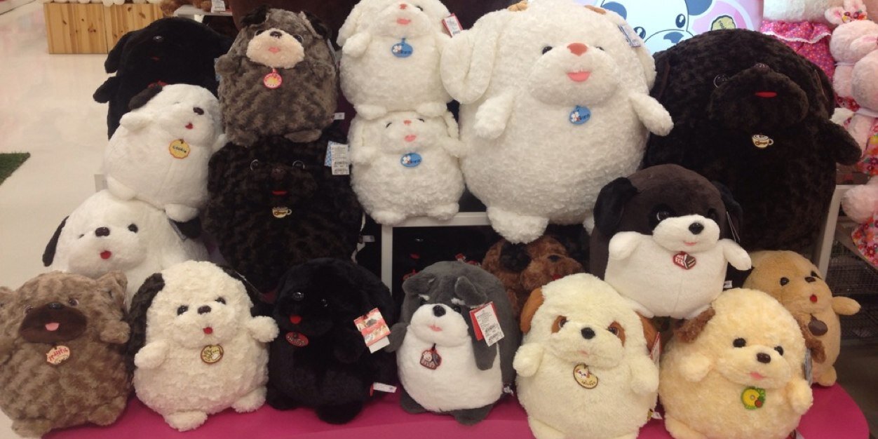 momoopuing's profile banner image