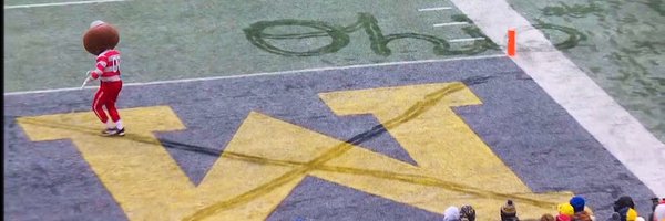 NNloading Profile Banner