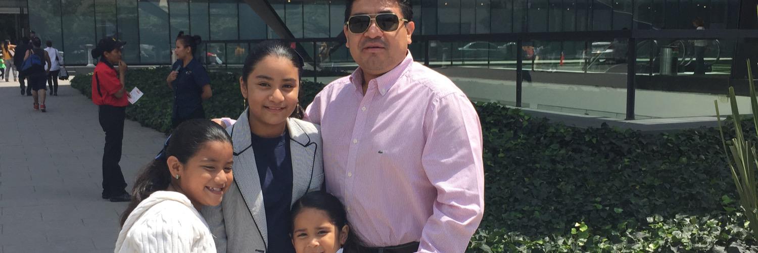 victor salinas balam banner