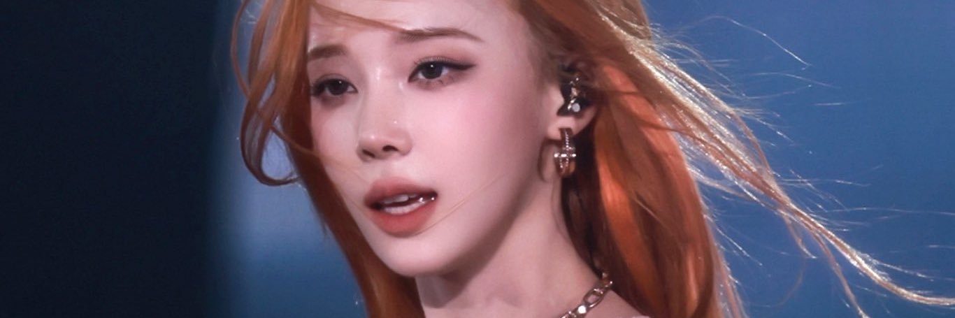 winter moments that could kill a sapphic banner