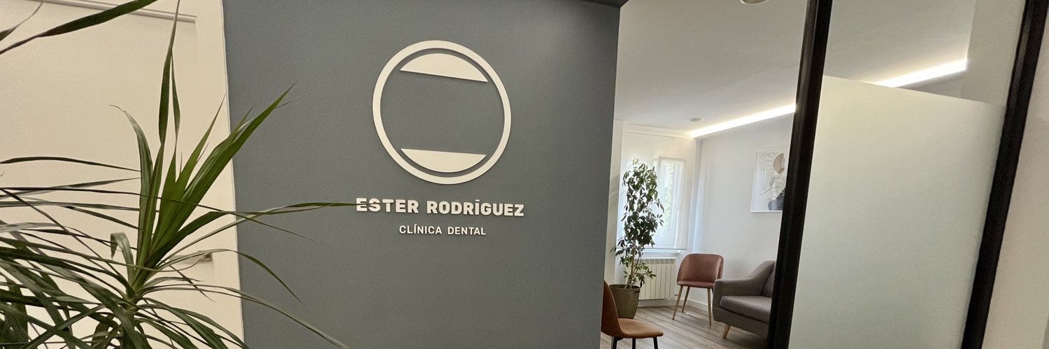 ester_dental's profile banner image