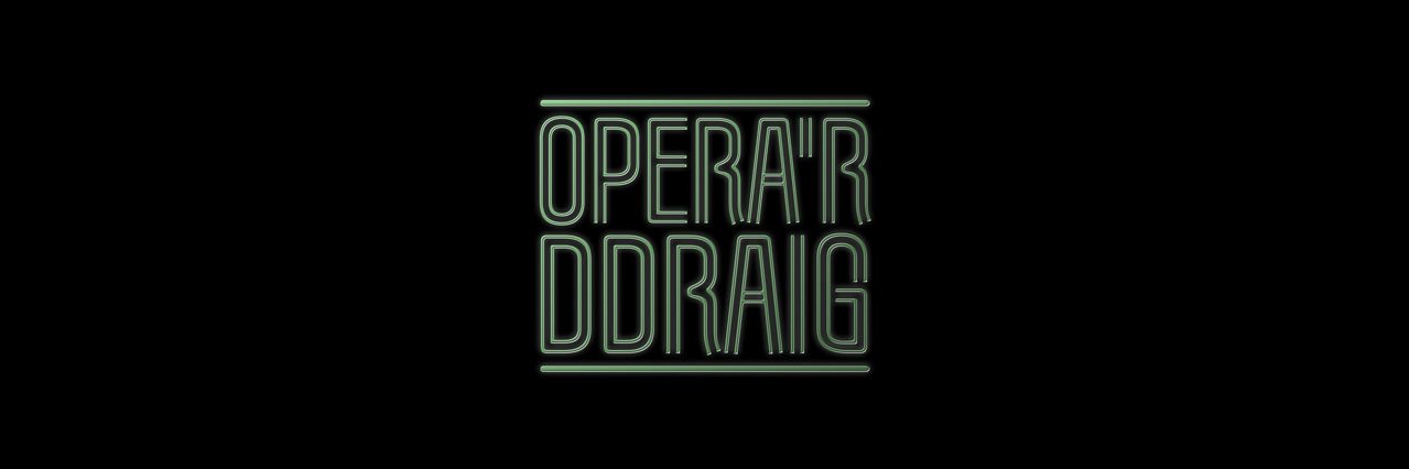 Opera'r Ddraig banner