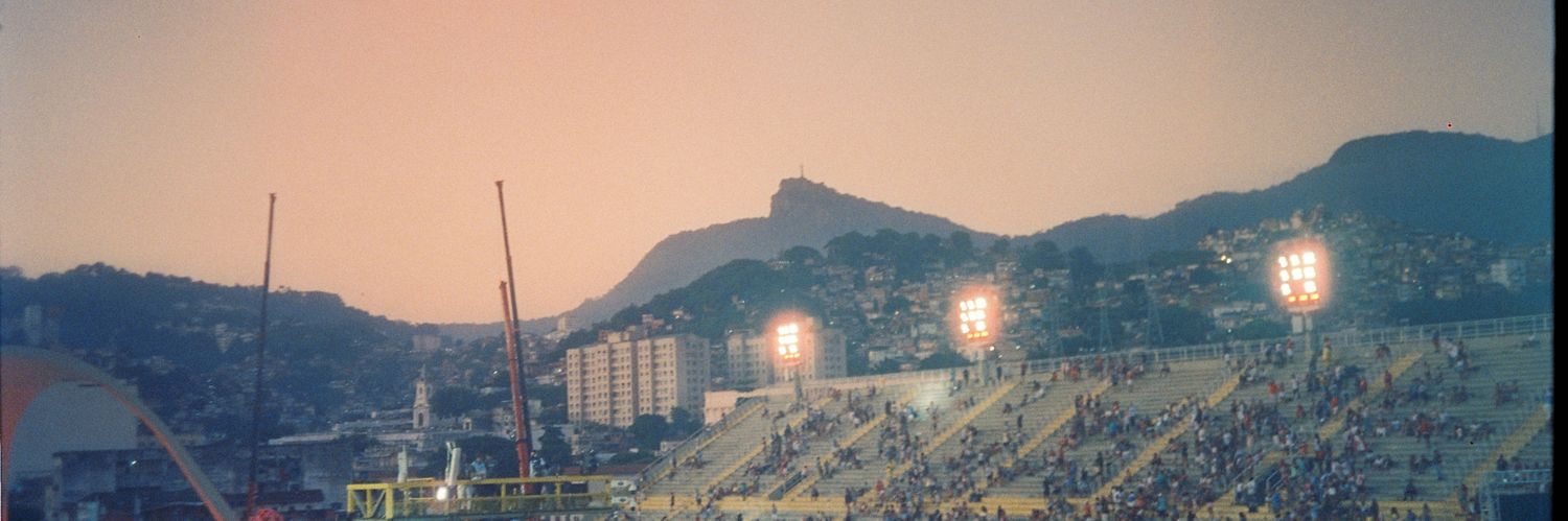tatisgfernandes's profile banner image