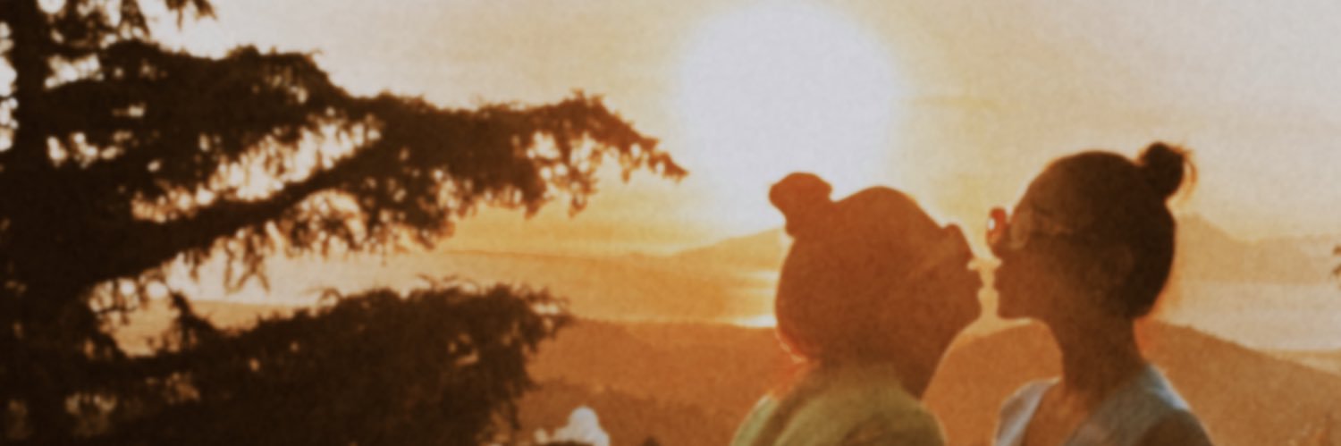 EsPaulaTrejo's profile banner image