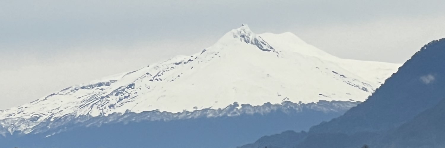 dossesb's profile banner image