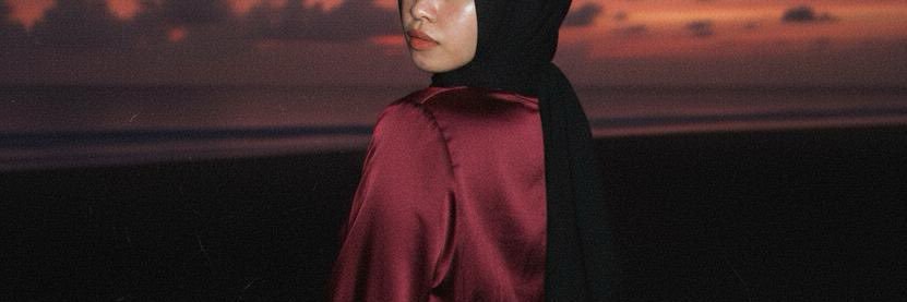 Nyla adoring Seb Stan 💫 banner