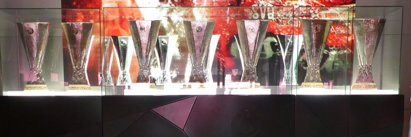 Alejandro Gómez banner