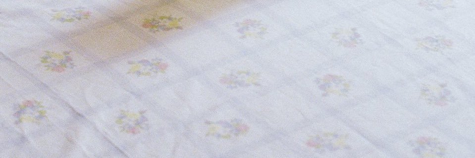 𝓔 banner