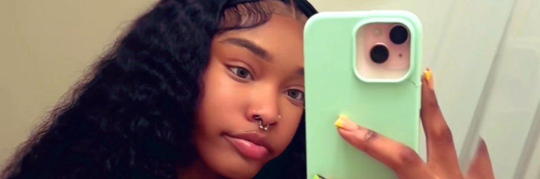 Rose_n_x's profile banner image