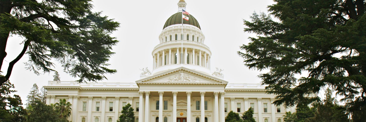 CA News Publishers Association's banner