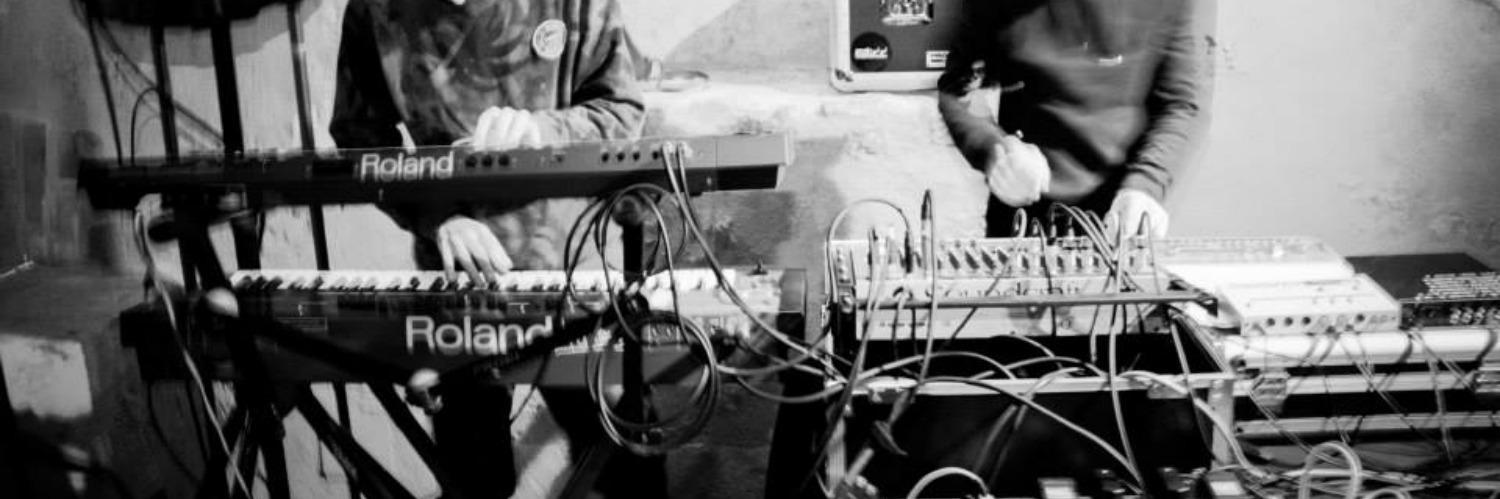 art_uit's profile banner image