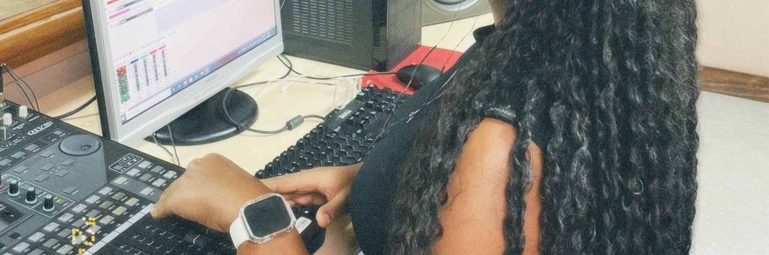 marifariass___'s profile banner image
