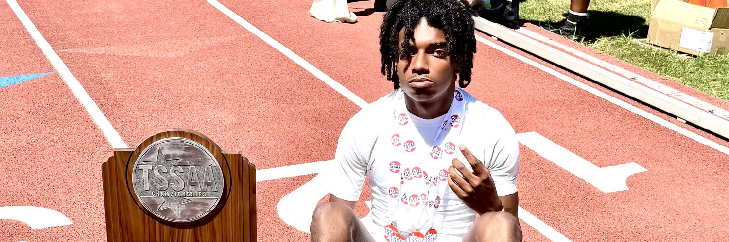 Kingston Brown banner