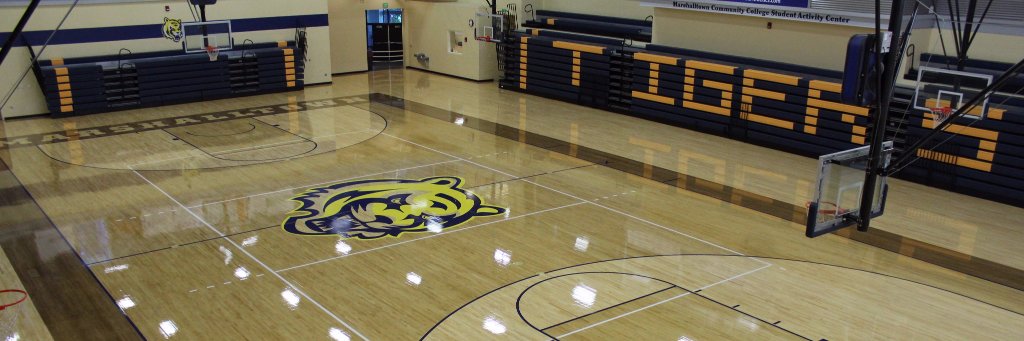 Marshalltown Tigers banner