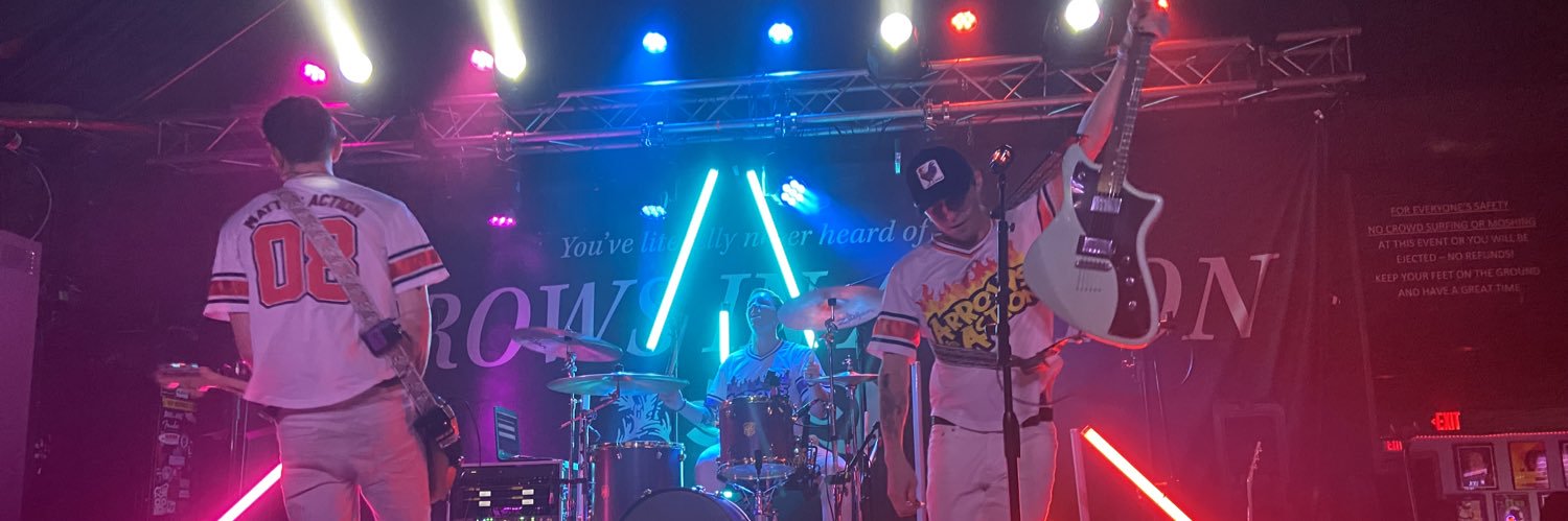 Han in Action 💙🤍💛👻 banner