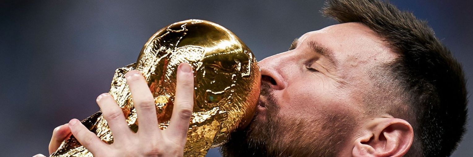 LucasGine's profile banner image