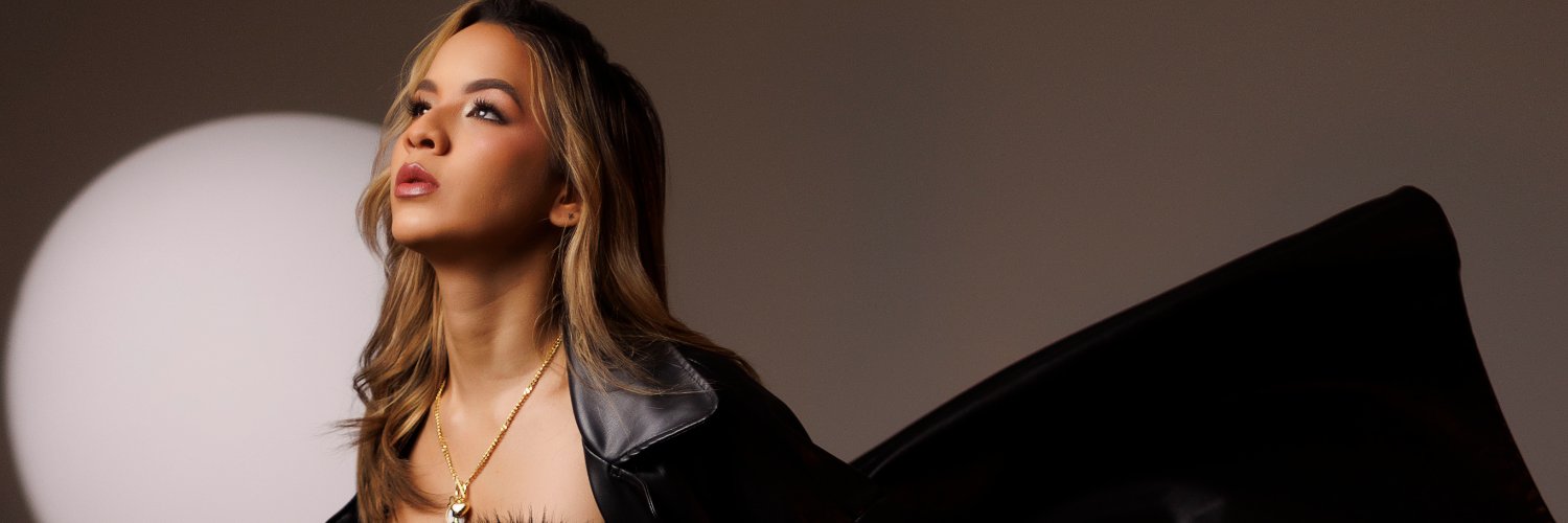 AliceSimpson_1's profile banner image