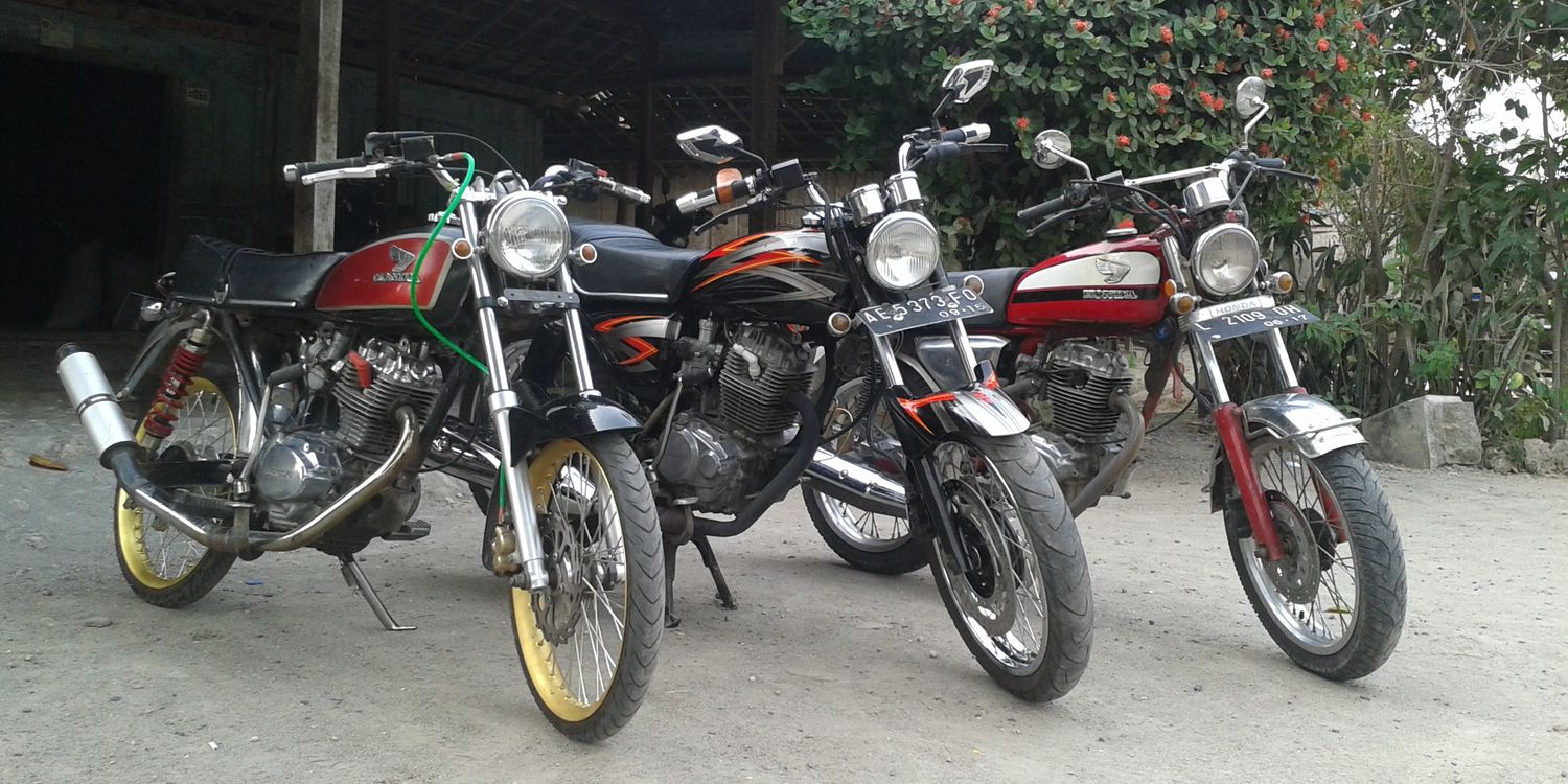 fadzhol373's profile banner image