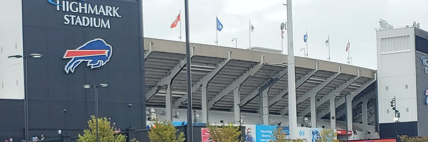 michelelucy783's profile banner image