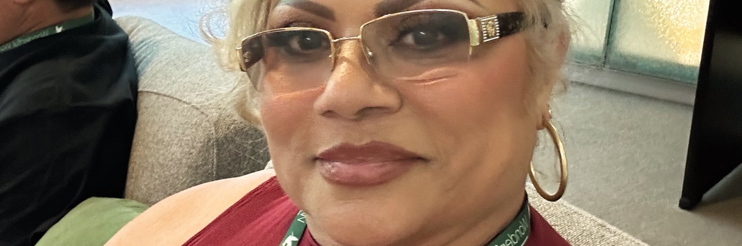 azaliperez8's profile banner image