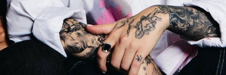 LuzGoonzaalez's profile banner image