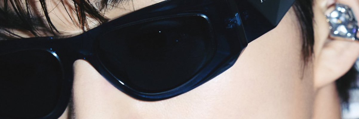 1# boy besfren banner