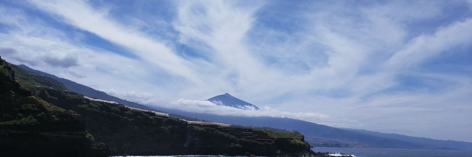 conpudor's profile banner image